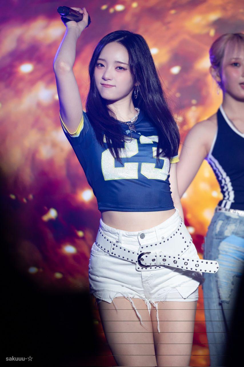 아이칠린 지윤 이지4