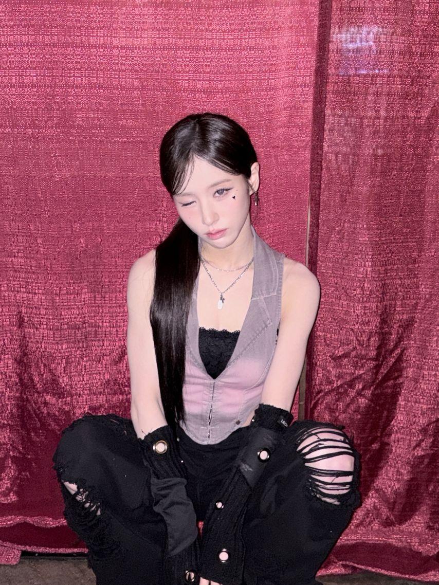 희진 ARTMS아르테미스 인별10