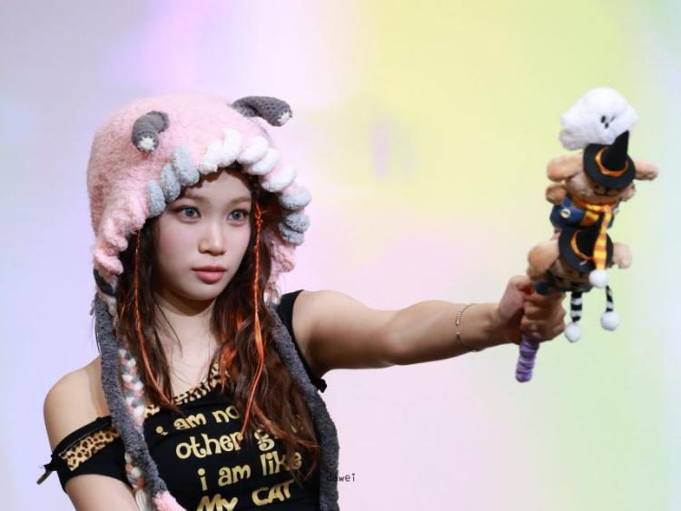 르세라핌 채원6