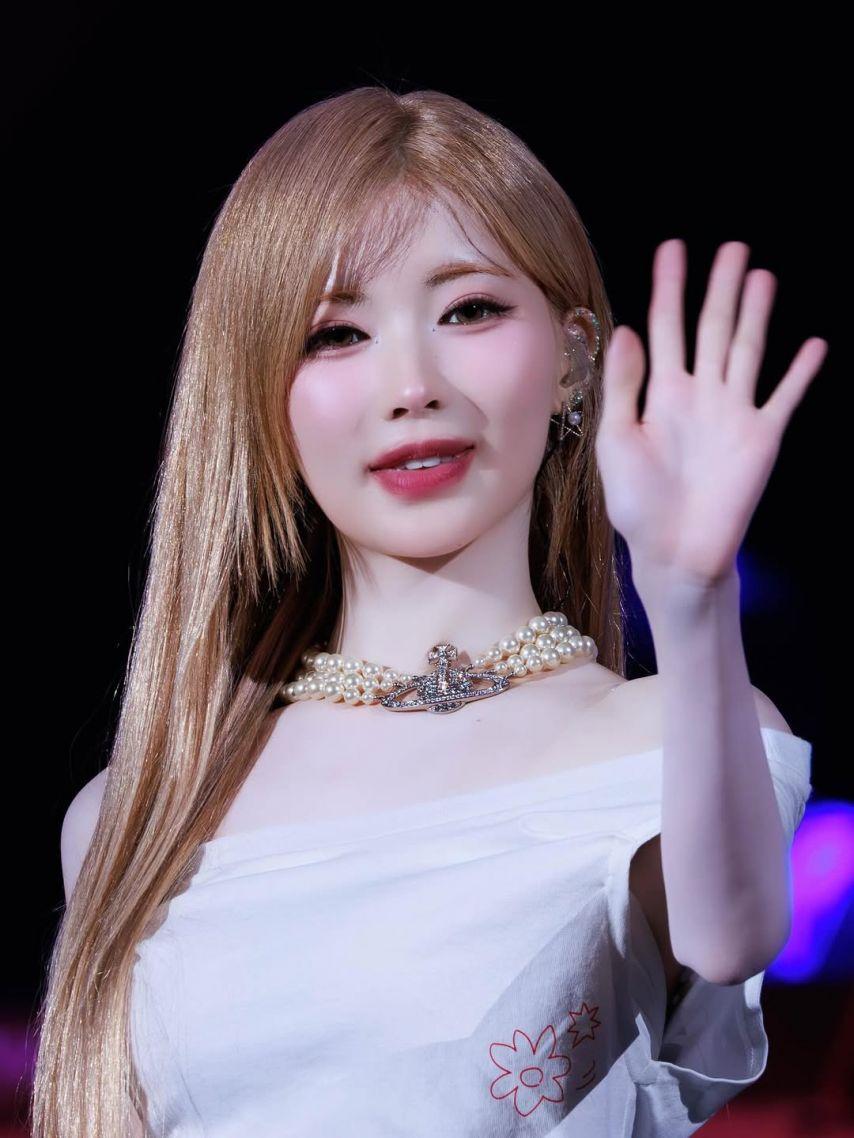 BABYMONSTER (베이비몬스터) 아사0