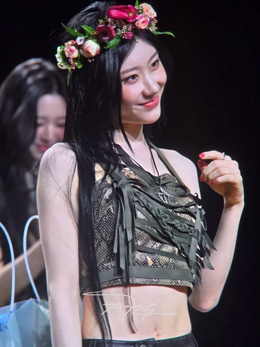 ITZY (있지) 채령2