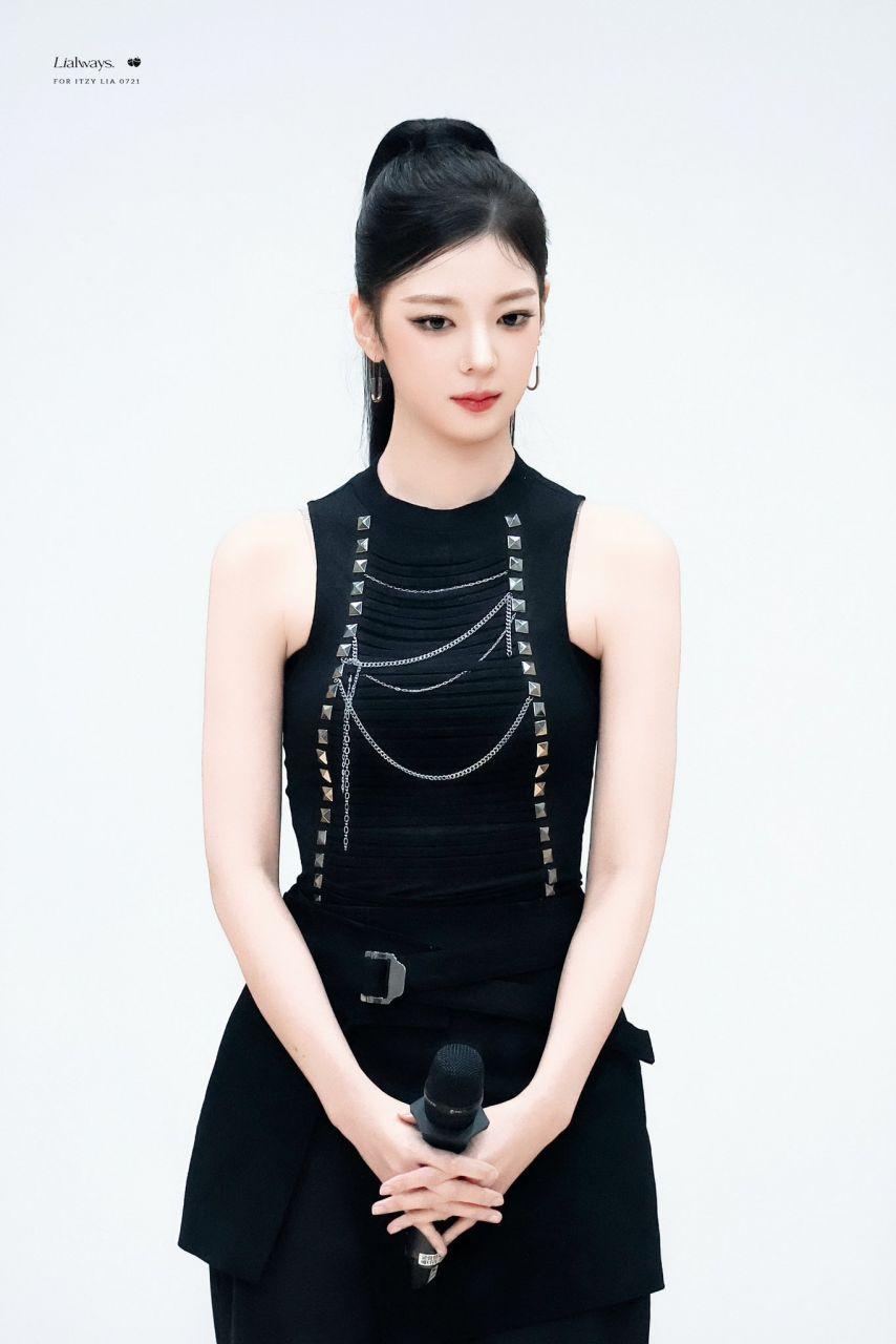 ITZY 리아0