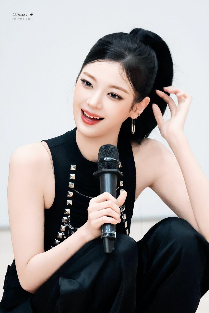 ITZY 리아1