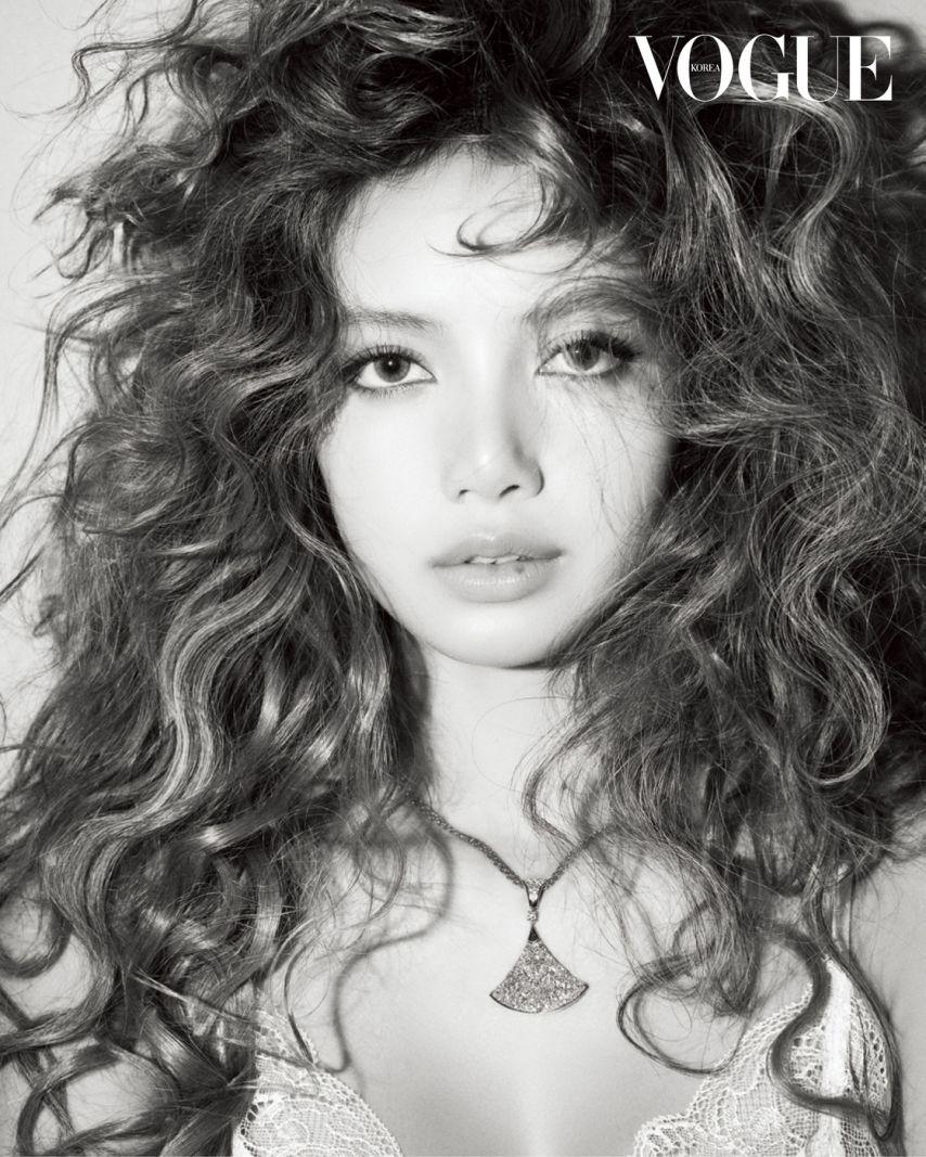 블랙핑크 리사, 잡지 보그(VOGUE) 12월호 화보.JPG2