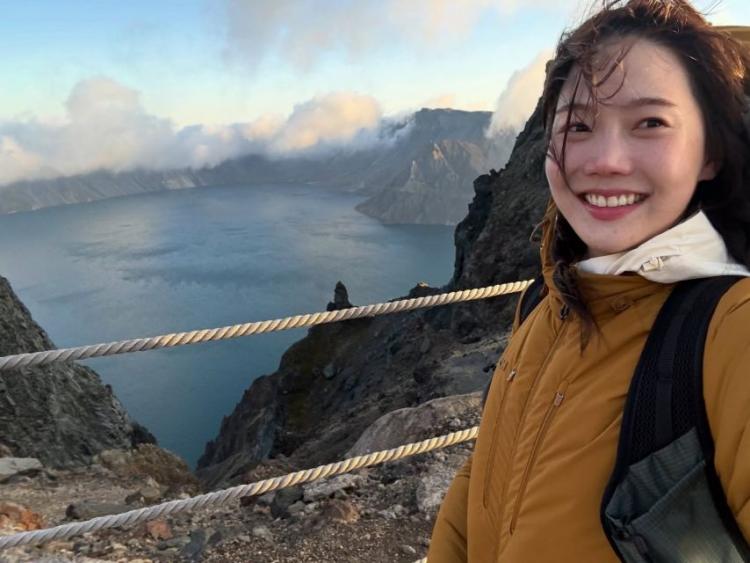 효정 오마이걸 인별 백두산 등1