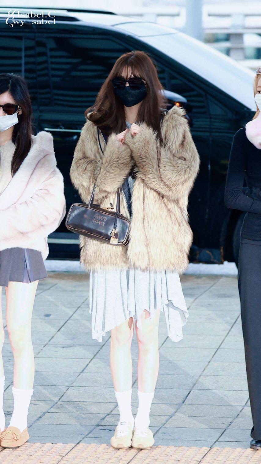 장원영 리즈 (아이브) 출국4