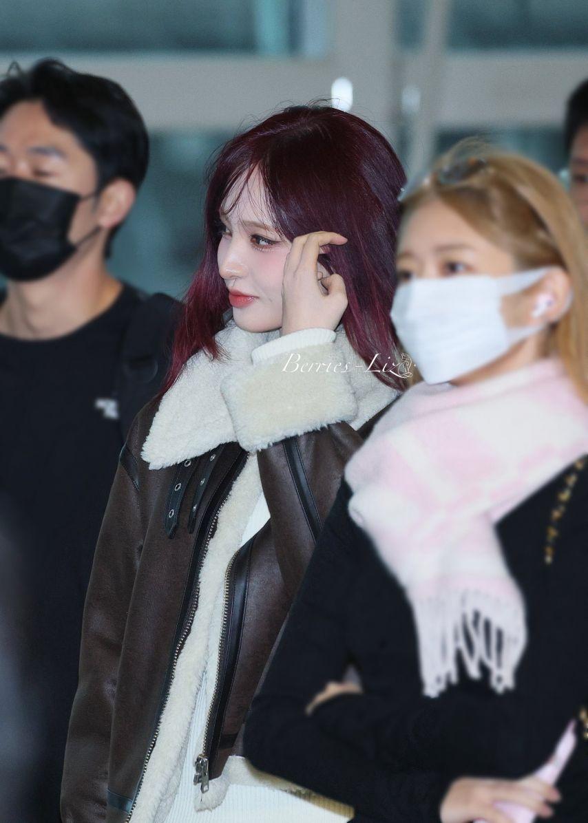 장원영 리즈 (아이브) 출국9