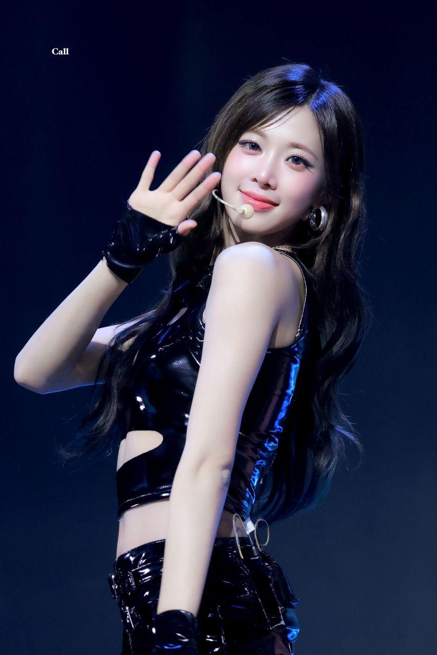 트리플에스 니엔8