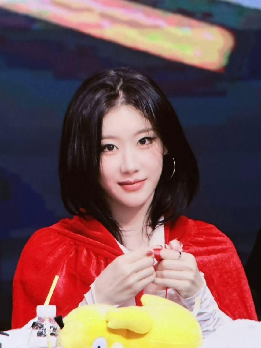 ITZY (있지) 채령10