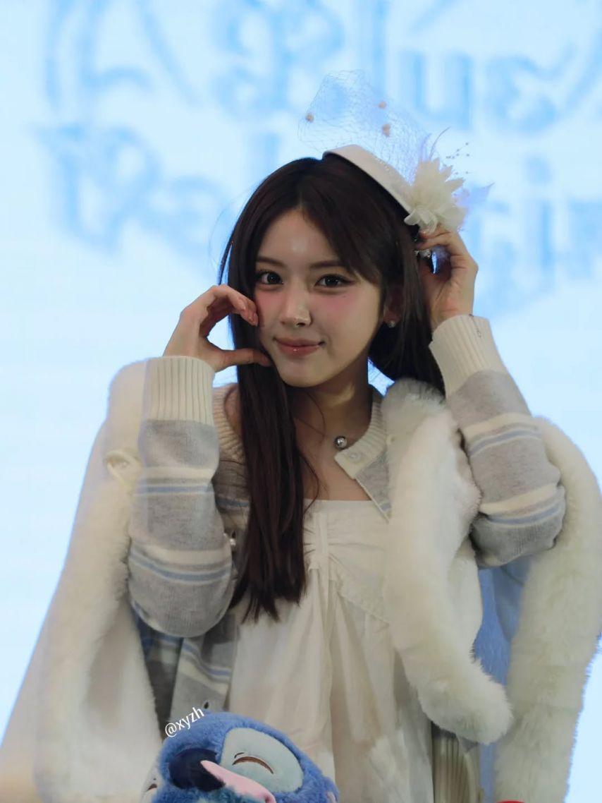 NMIXX (엔믹스) 지우15