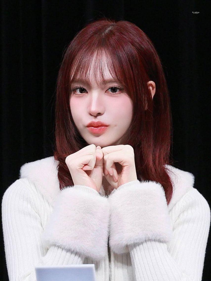 IVE (아이브) 리즈0