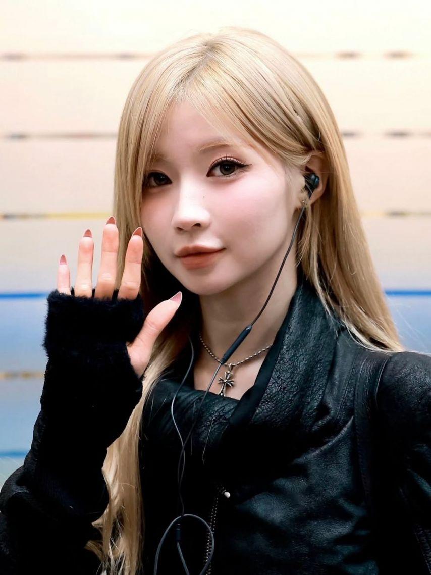 BABYMONSTER (베이비몬스터) 아사17