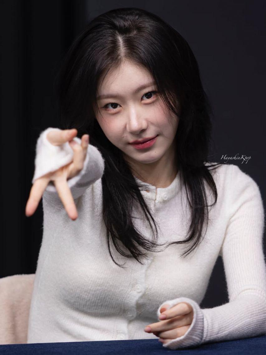 ITZY (있지) 채령6