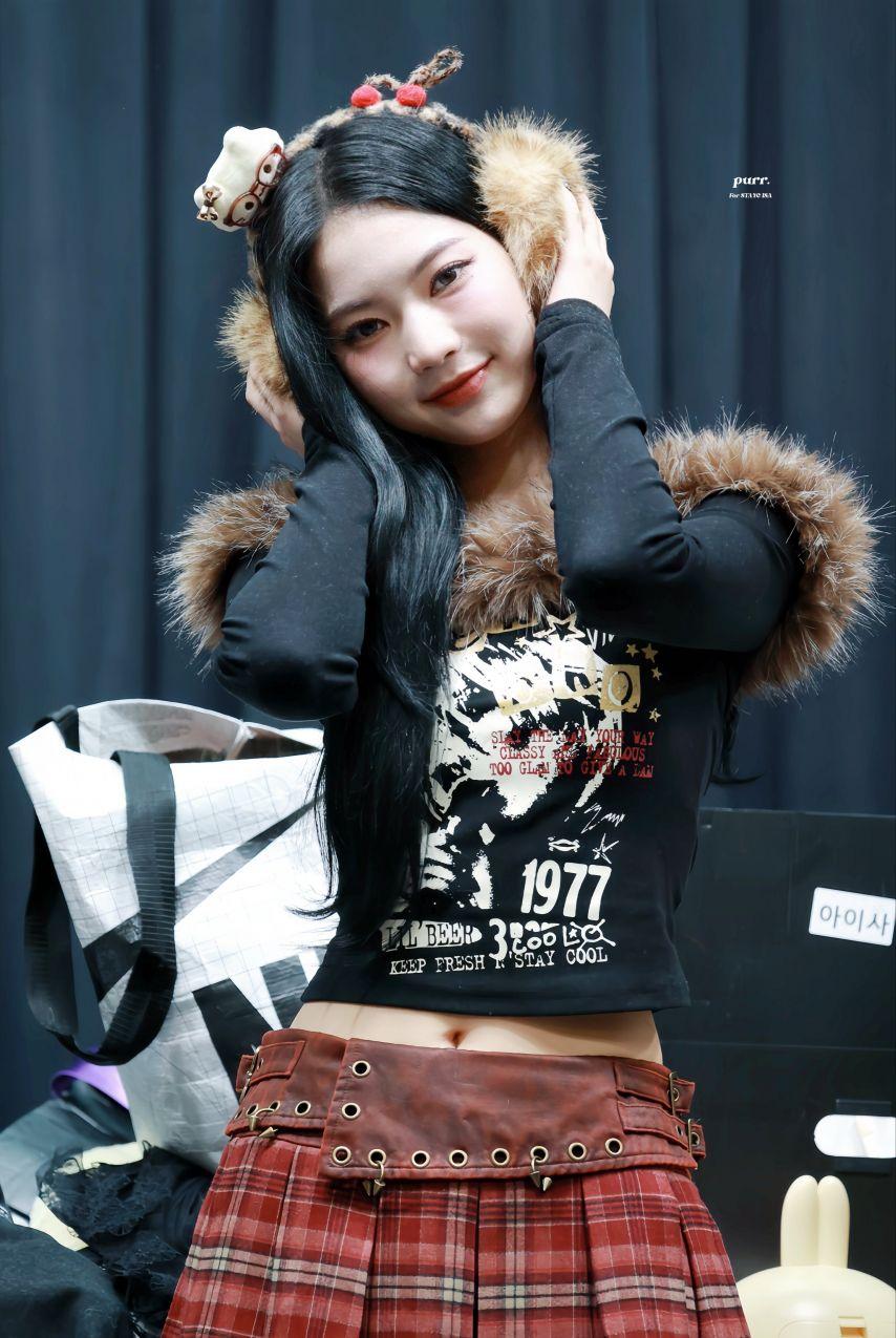 스테이씨 아이사1