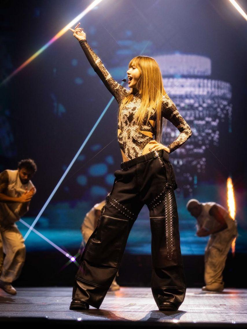 BLACKPINK (블랙핑크) 리사5