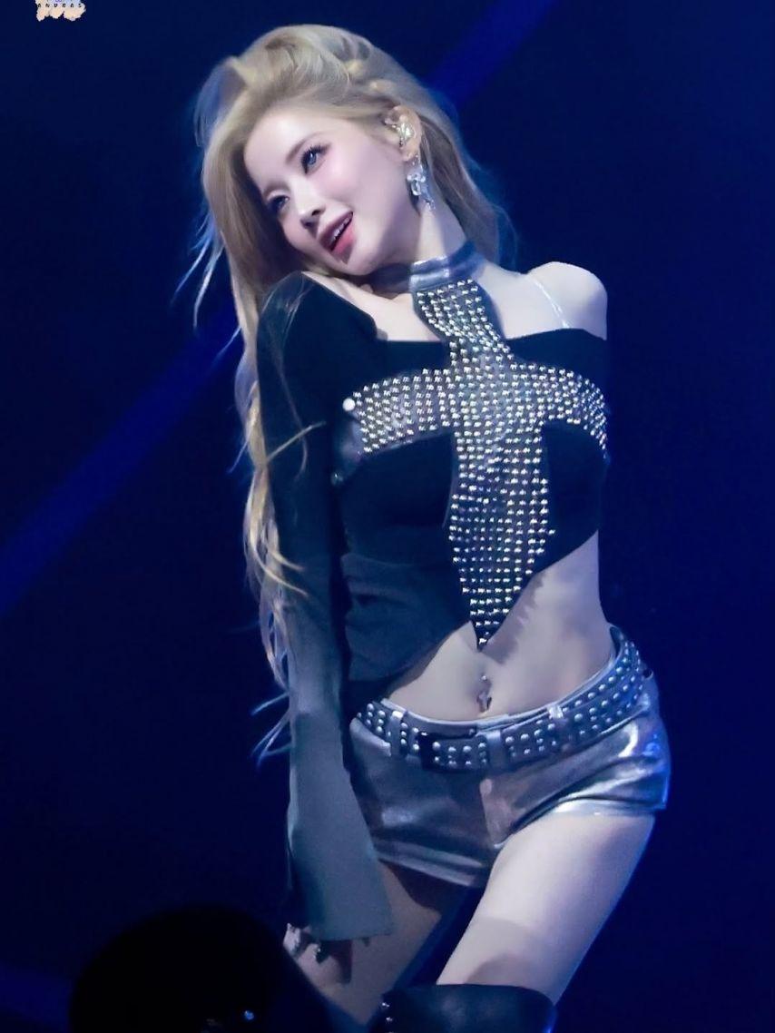 BABYMONSTER (베이비몬스터) 아사8