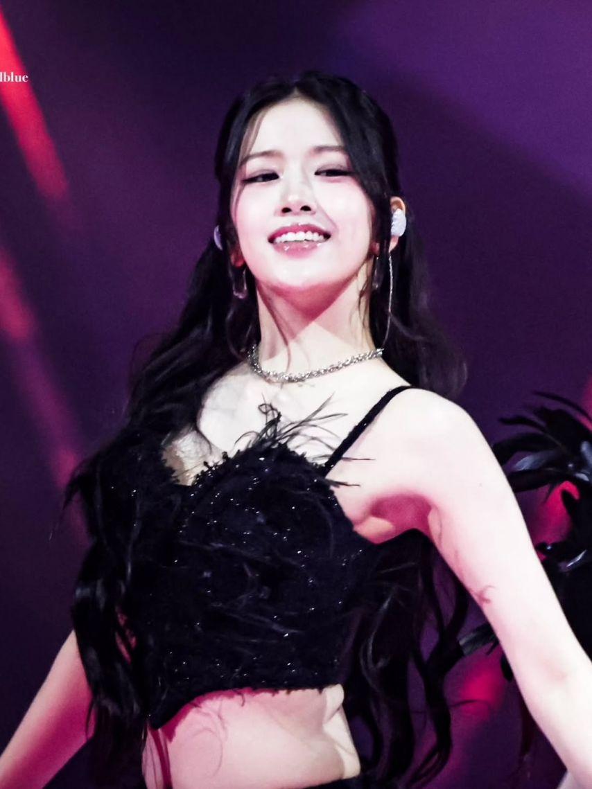 IVE (아이브) 안유진14