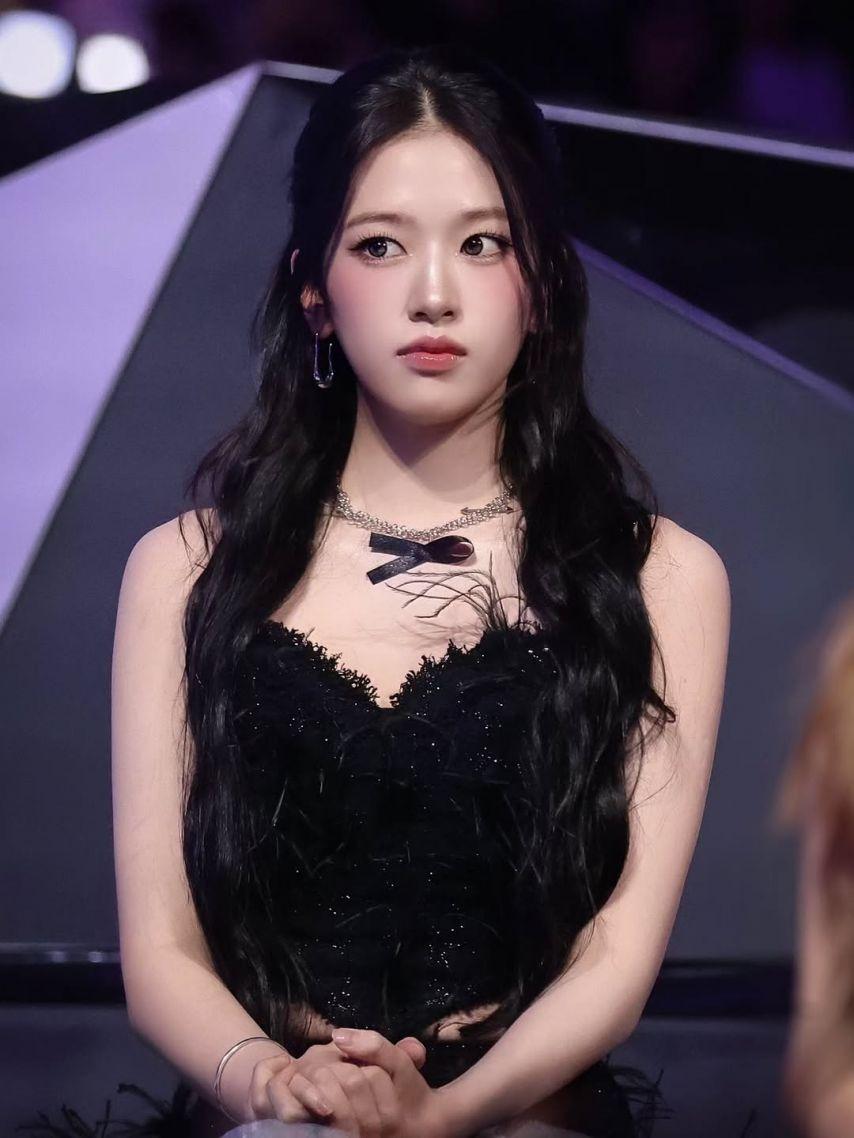 IVE (아이브) 안유진1