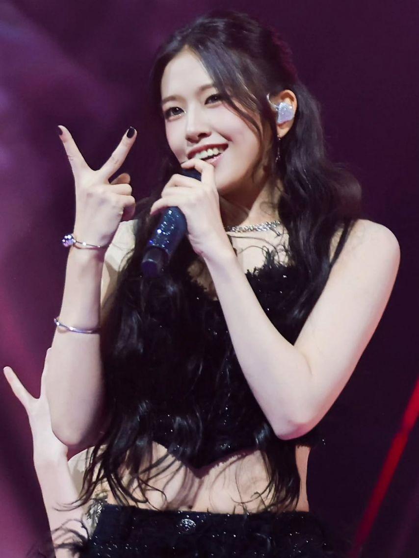 IVE (아이브) 안유진7