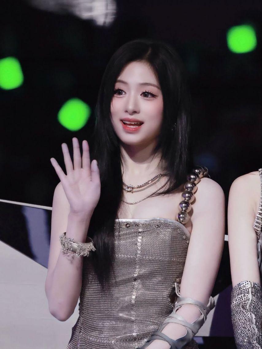 BABYMONSTER (베이비몬스터) 아현2