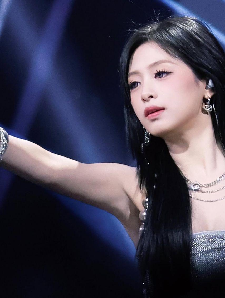 BABYMONSTER (베이비몬스터) 아현4