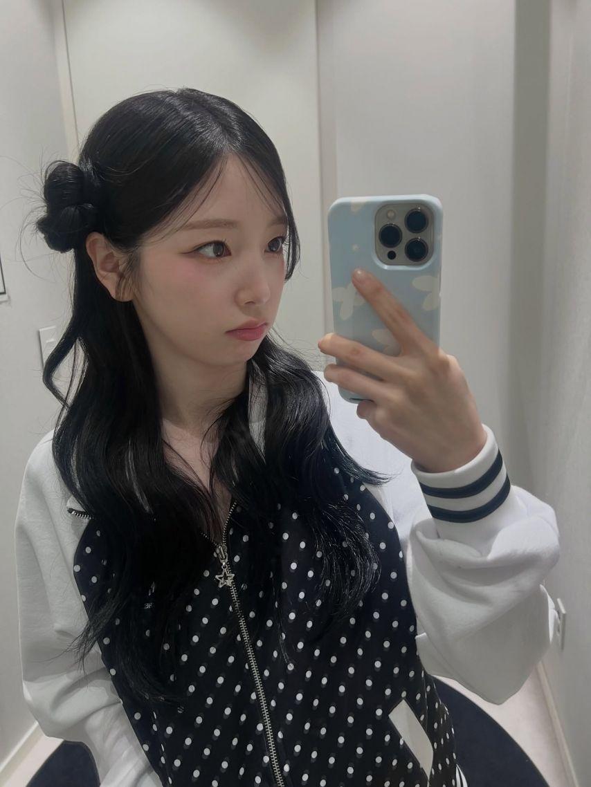 연희/ 수윤 로켓펀치 인별11