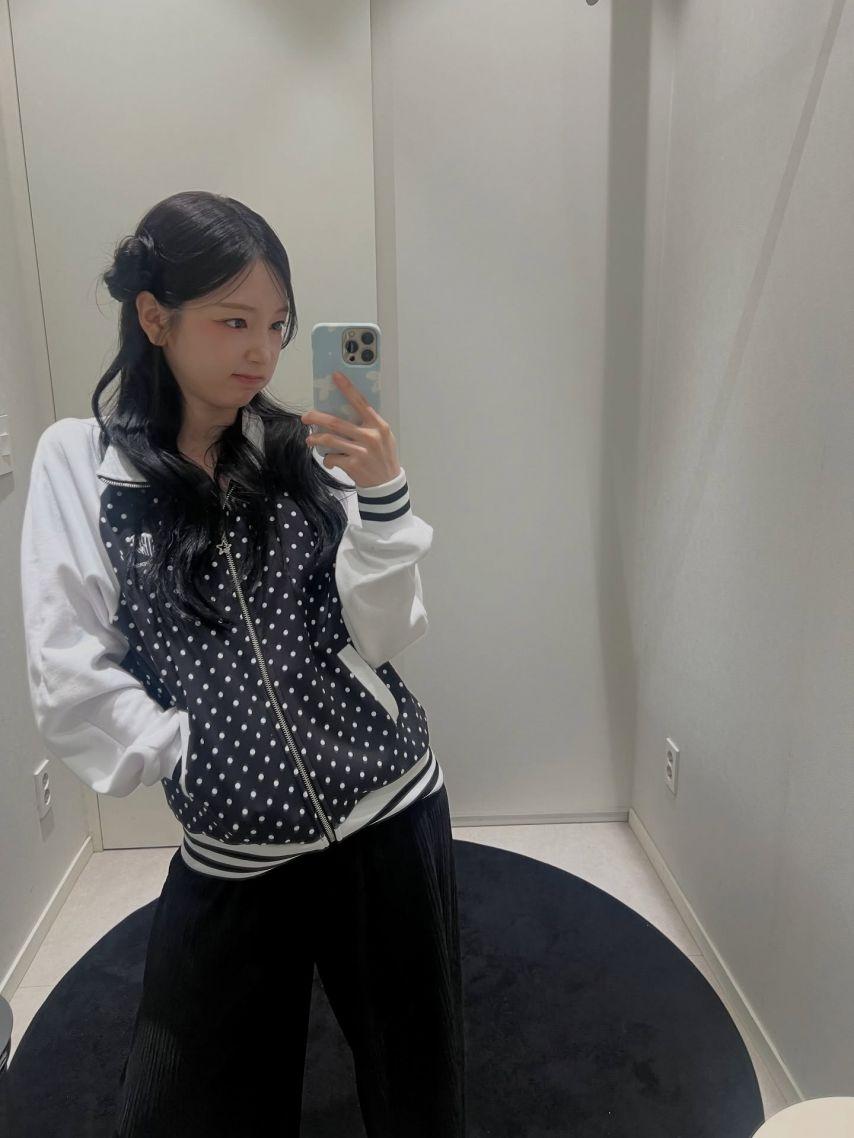 연희/ 수윤 로켓펀치 인별12