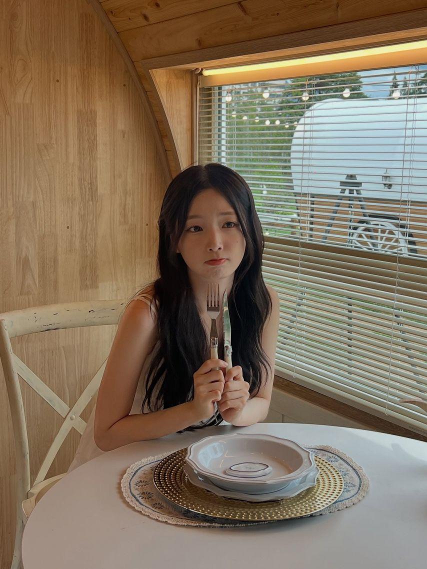 연희 로켓펀치 인별18