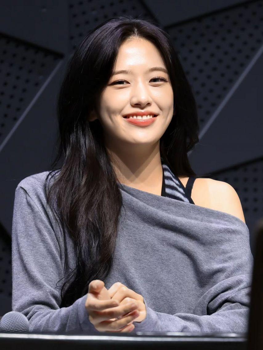 IVE (아이브) 안유진4