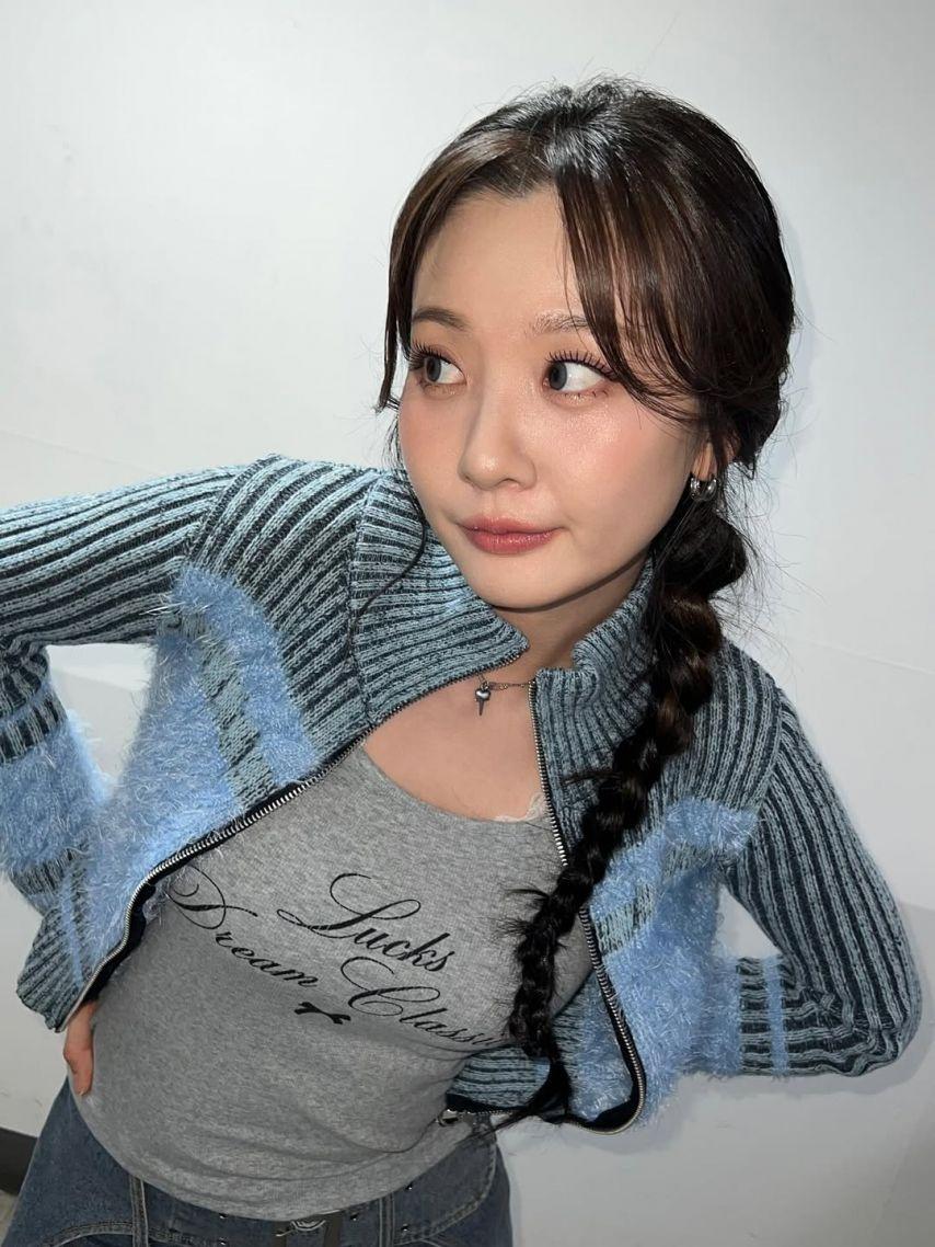 볼빨간사춘기 안지영4