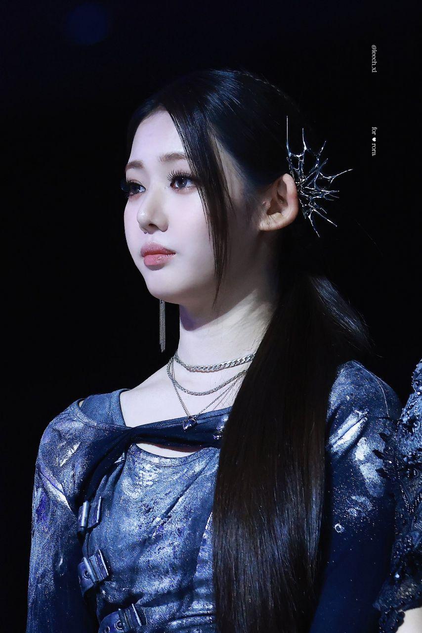 베이비몬스터 로라0