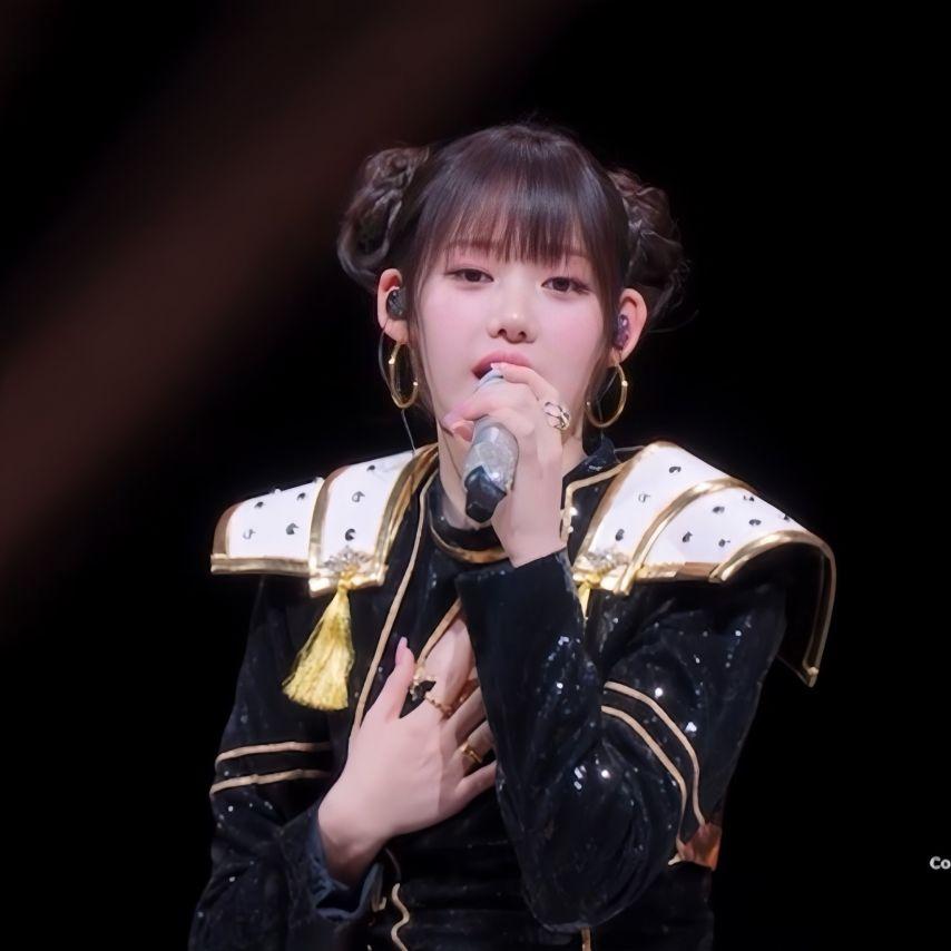 베이비몬스터 로라6