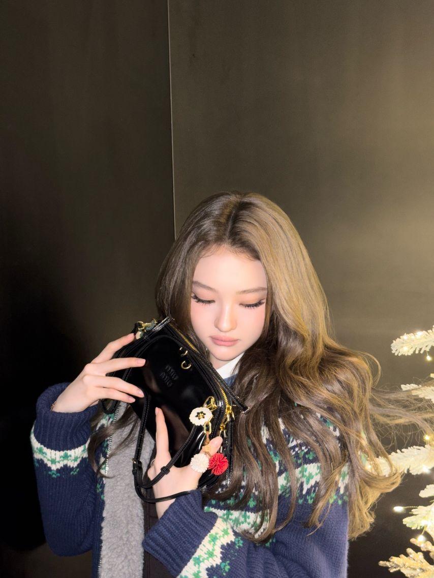 걸그룹 미야오(MEOVV) 엘라 인스타그램 업데이트.JPG1