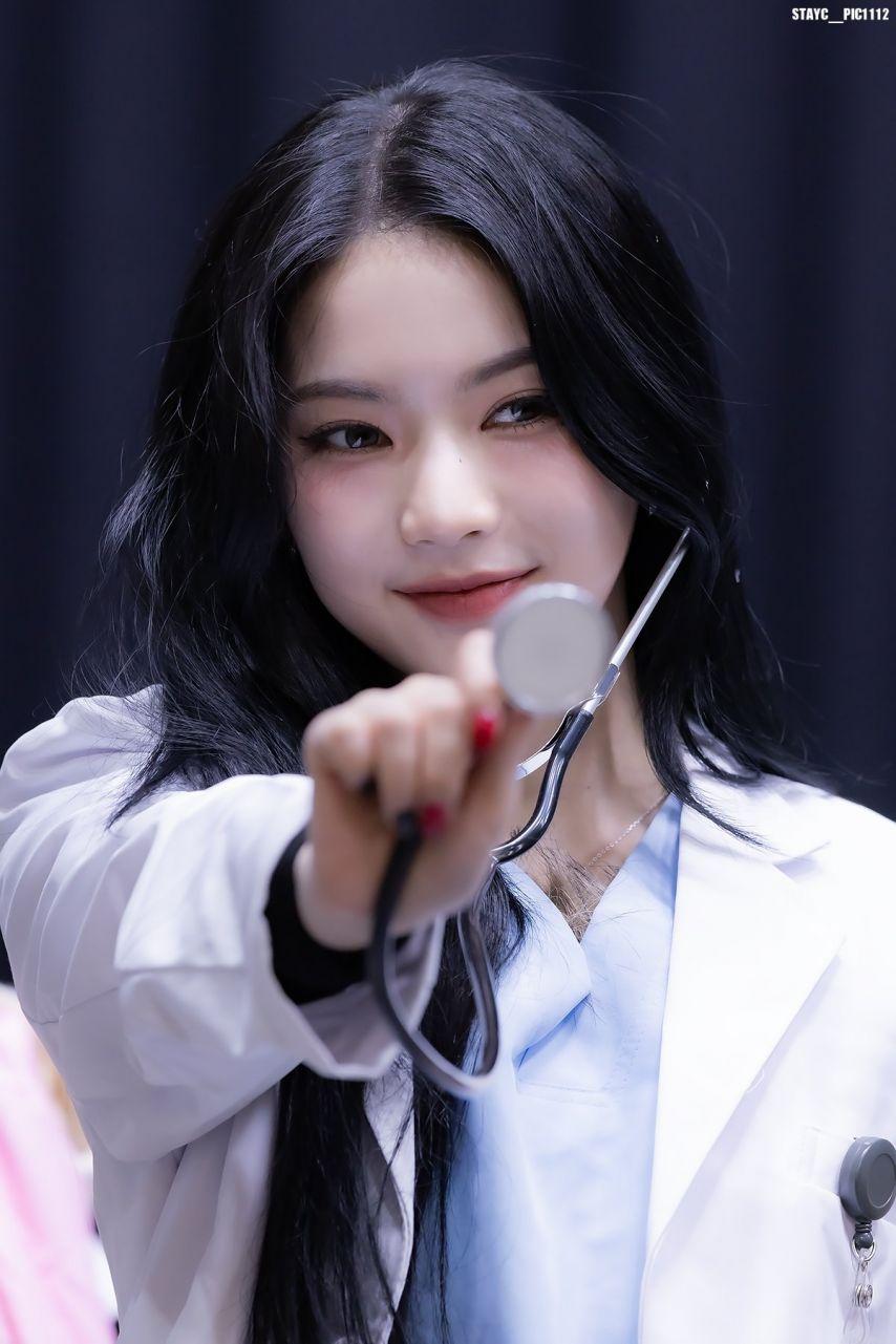 스테이씨 아이사1