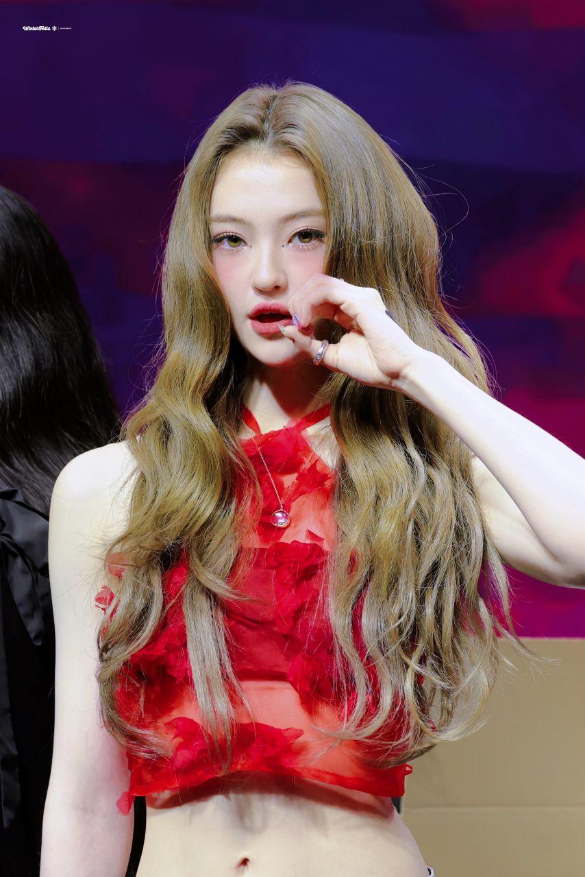 미야오 엘라 (with 안나 나린)4