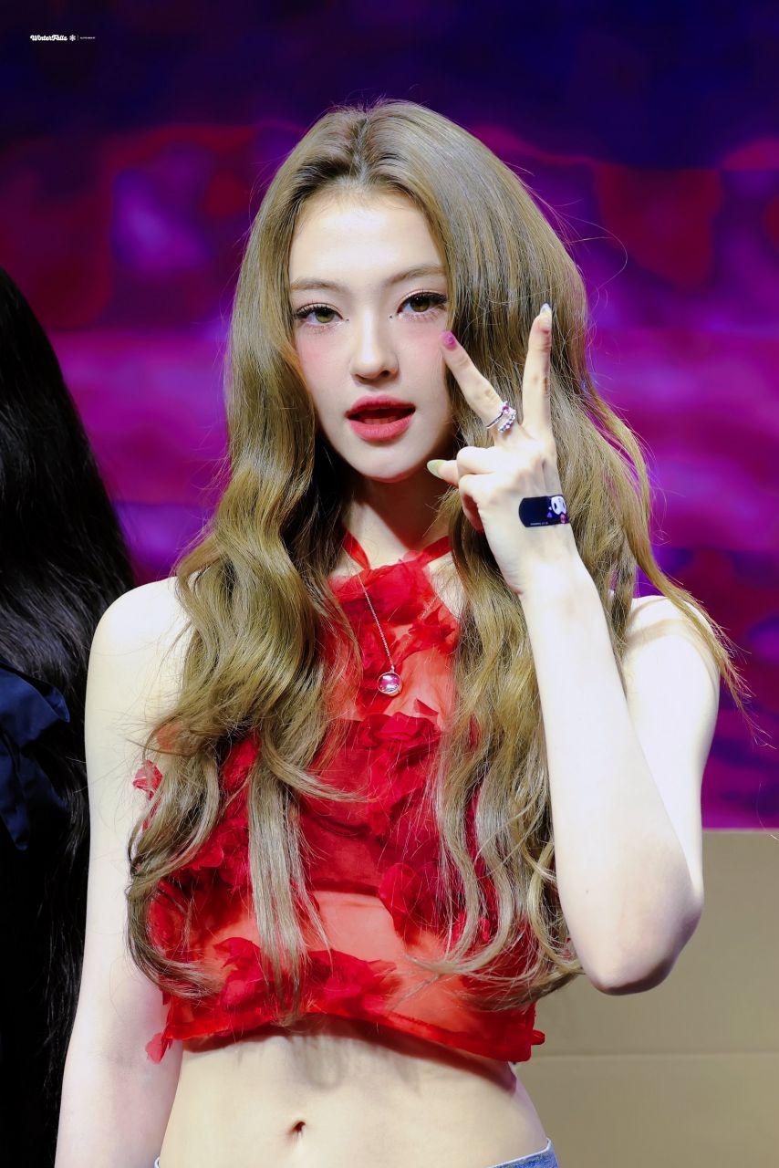 미야오 엘라 (with 안나 나린)5