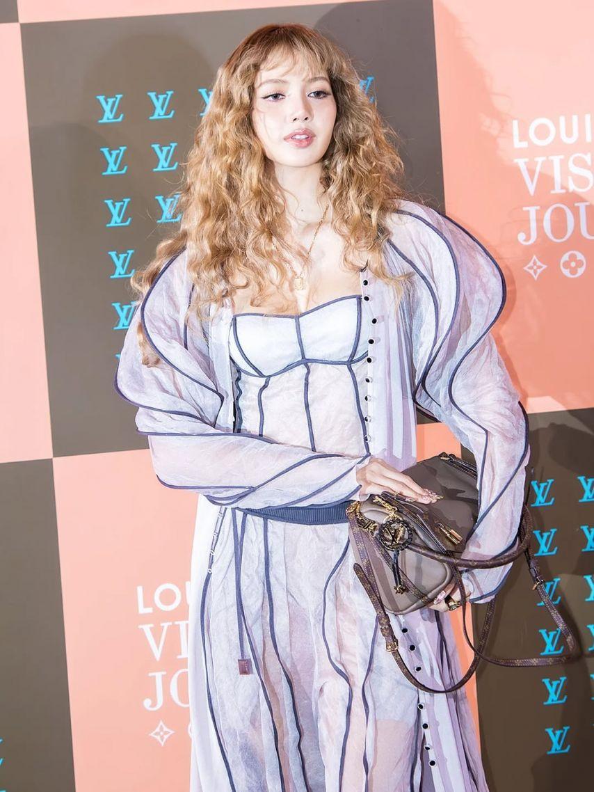 블랙핑크 리사1