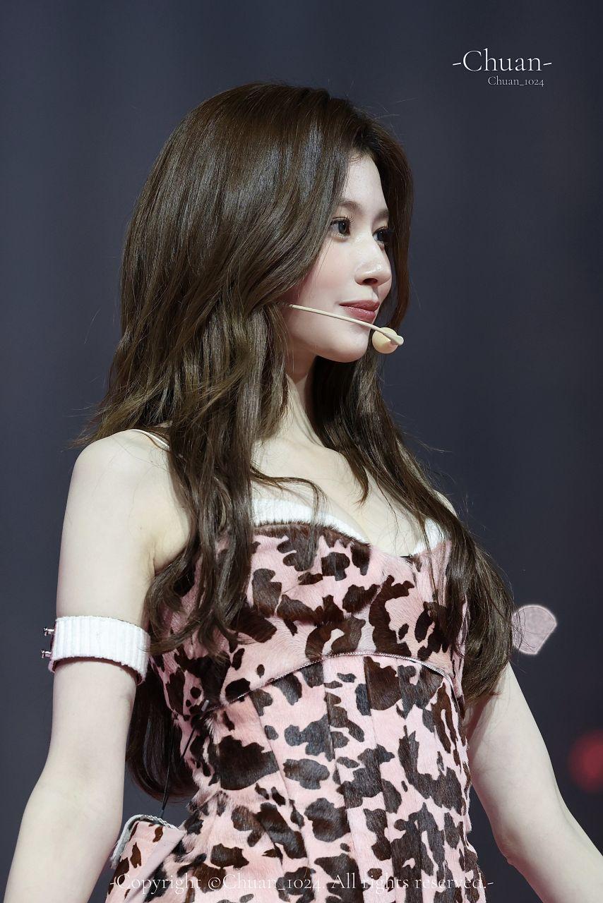 트와이스 나연 쯔위 사나4