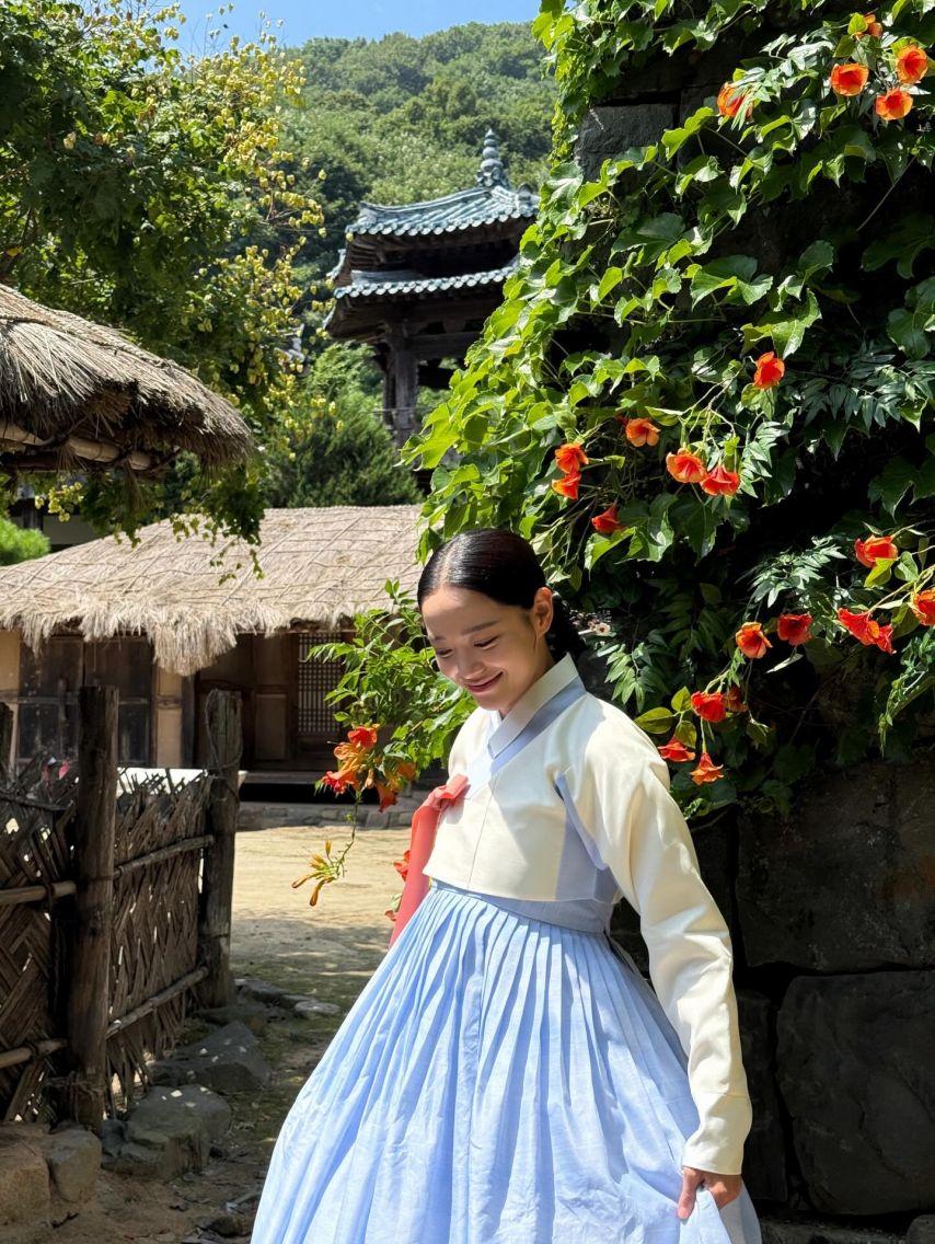 김세정 인별 이강에는달이흐른다 등0