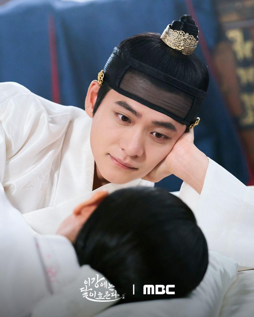 김세정 인별 이강에는달이흐른다 등12