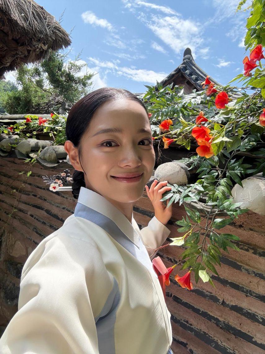 김세정 인별 이강에는달이흐른다 등1