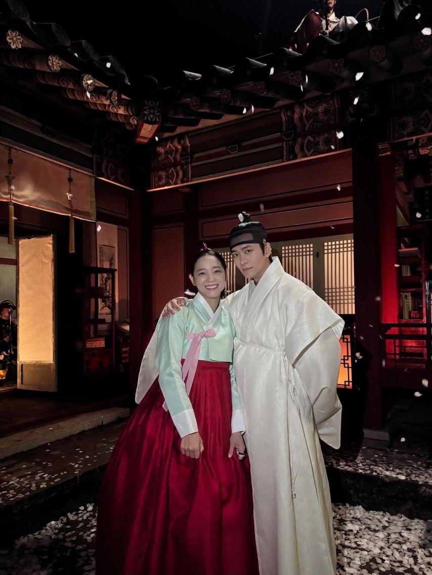 김세정 인별 이강에는달이흐른다 등4