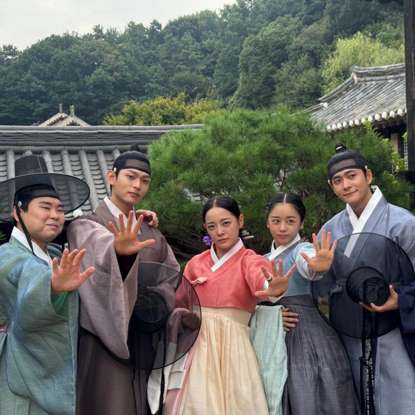 김세정 인별 이강에는달이흐른다 등9