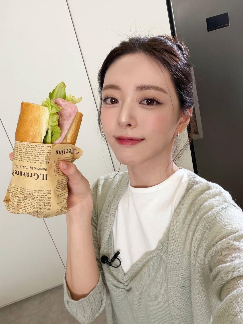 ITZY (있지) 유나3