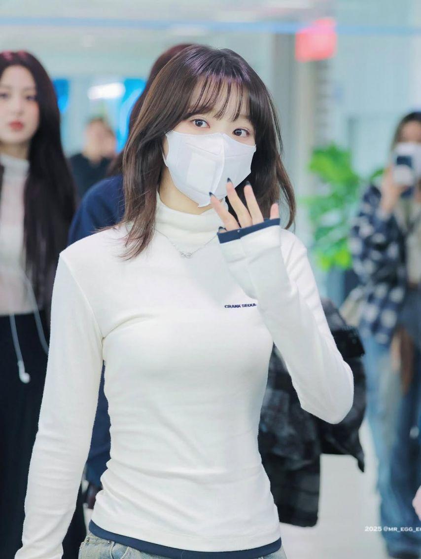 LE SSERAFIM (르세라핌) 김채원11