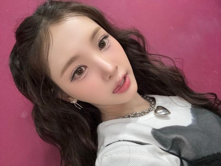 베이비돈크라이 쿠미,  이현0