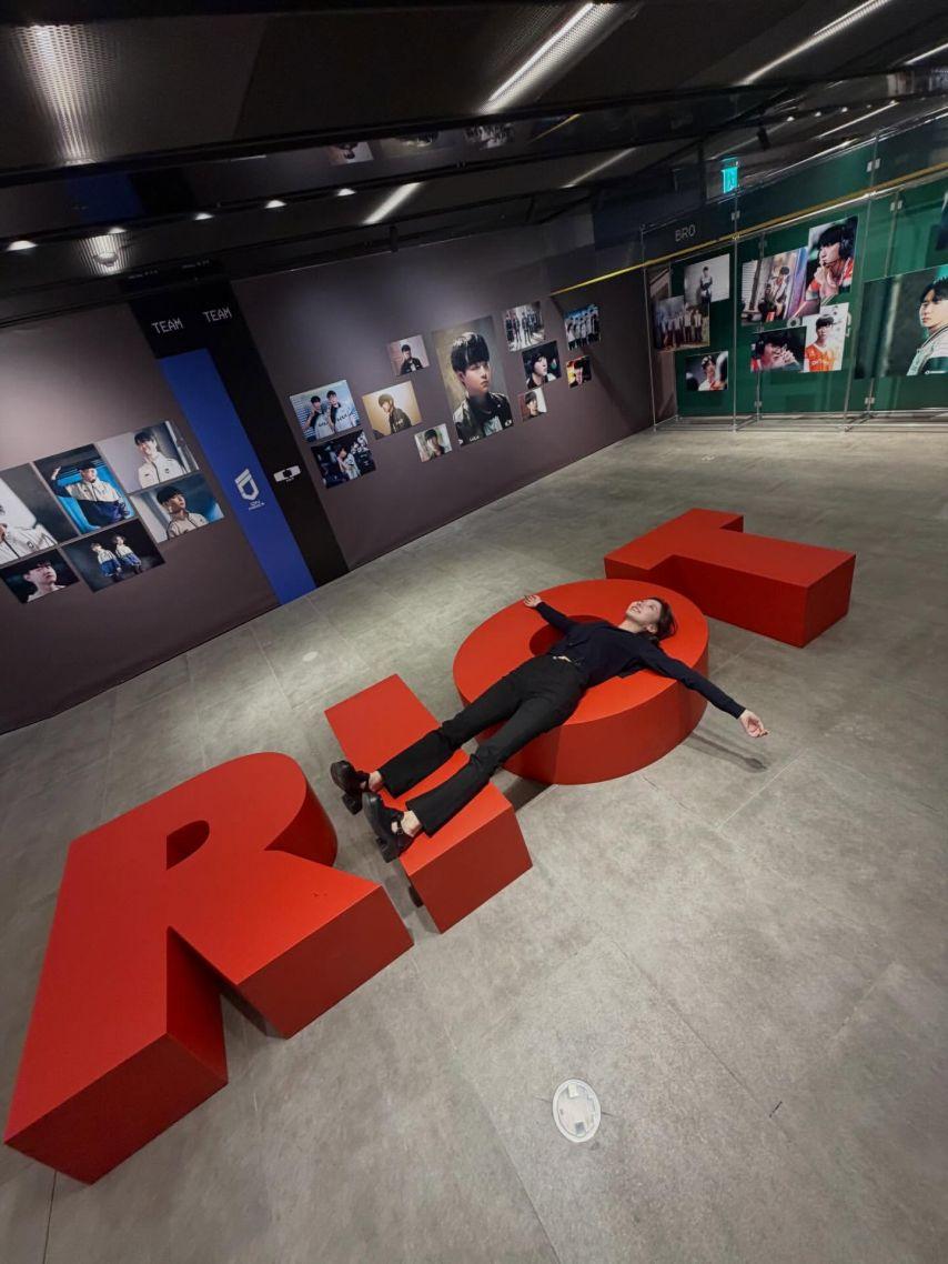 윤수빈 아나운서11