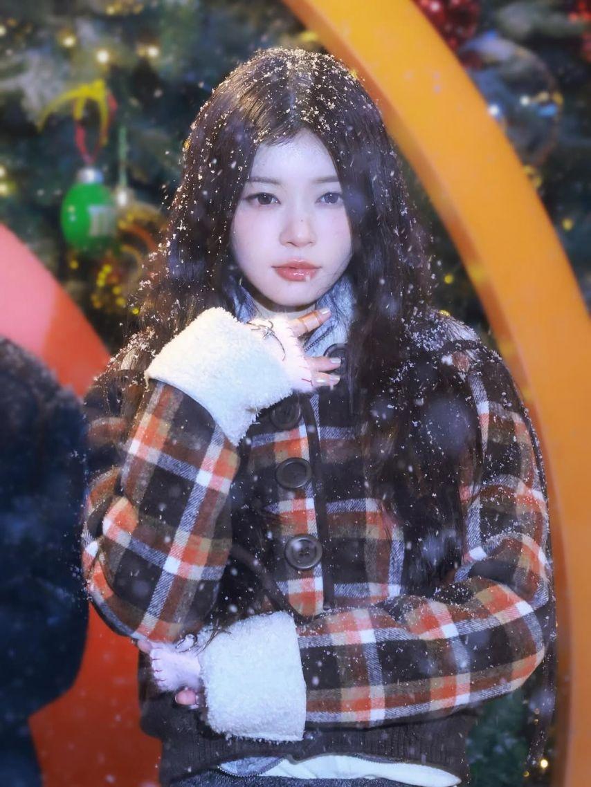 아일릿 (ILLIT) 모카1