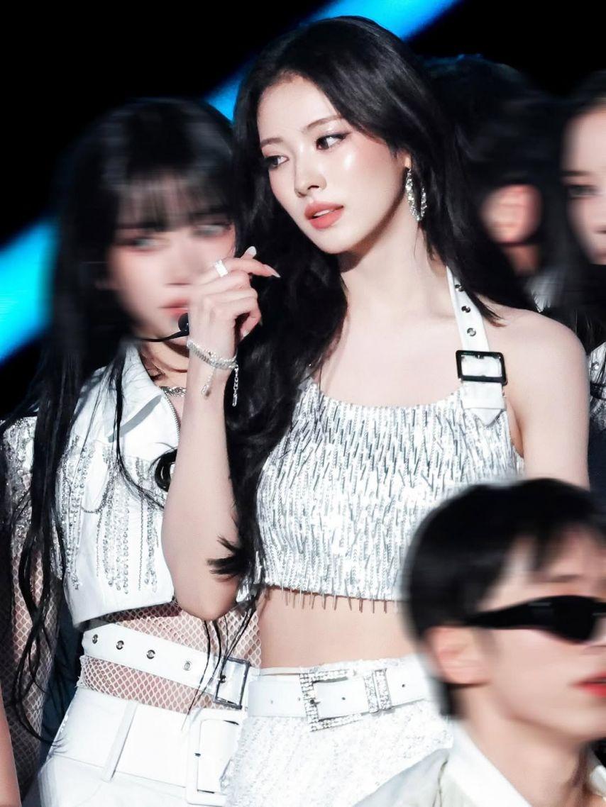 MEOVV (미야오) 안나0