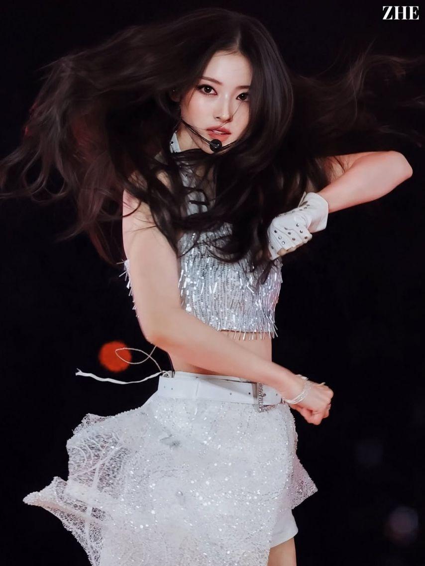 MEOVV (미야오) 안나4